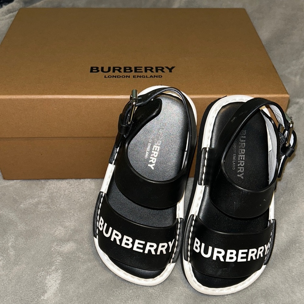 Burberry Kids Leather Malverton Logo Sandals